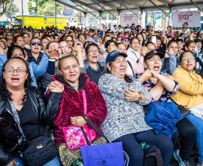 Mujeres beneficiarias de Iztapalapa